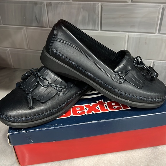 NIB Dexter navy slip on shoes - Picture 5 of 6
